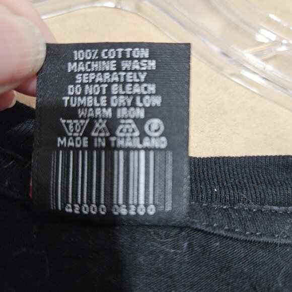 Chicago Bulls Shirt Mens XL Black NBA Basketball Pixel Graphic Tee Phantom Made - Picture 9 of 10